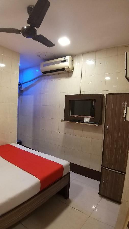 Hotel Saim Palace Mumbai Ngoại thất bức ảnh