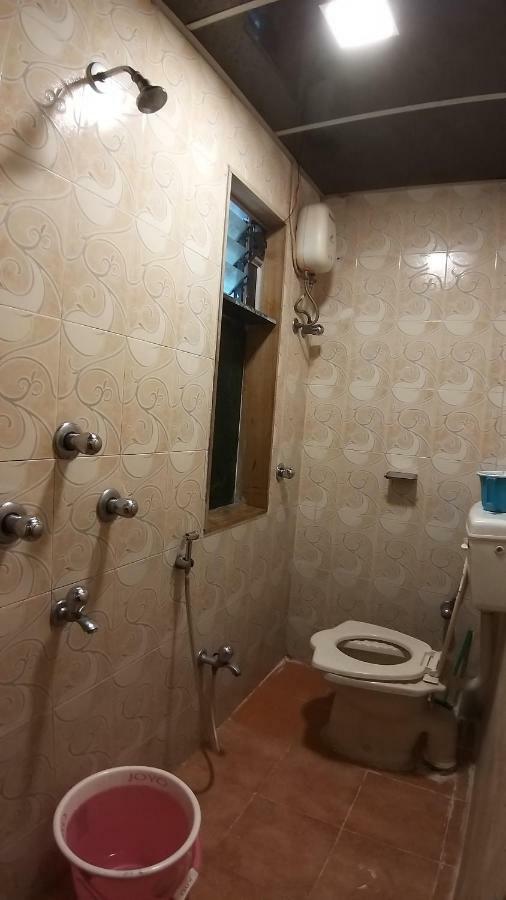 Hotel Saim Palace Mumbai Ngoại thất bức ảnh